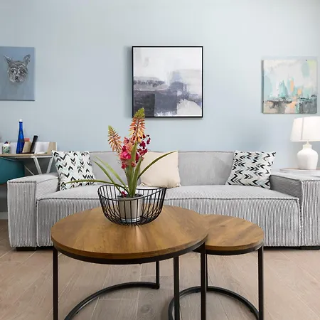 アパート Home2book Stylish With Pool Access コラレホ